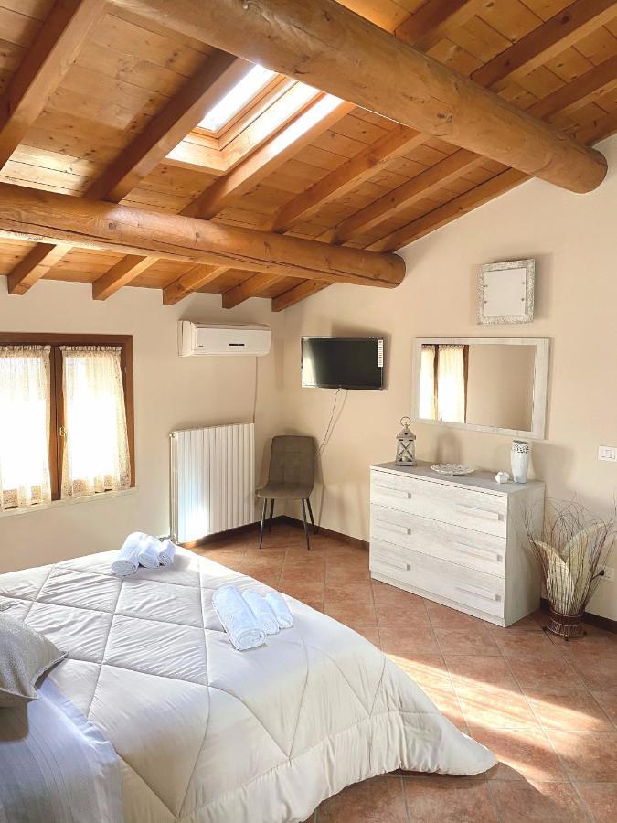 Casa Vacanze Raggio Di Sole Appartement Valeggio sul Mincio Buitenkant foto