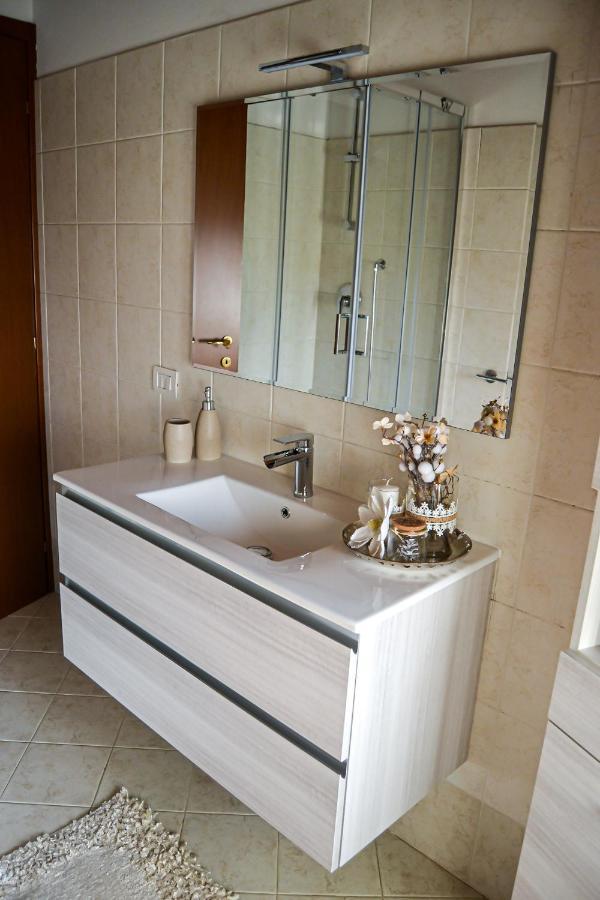 Casa Vacanze Raggio Di Sole Appartement Valeggio sul Mincio Buitenkant foto